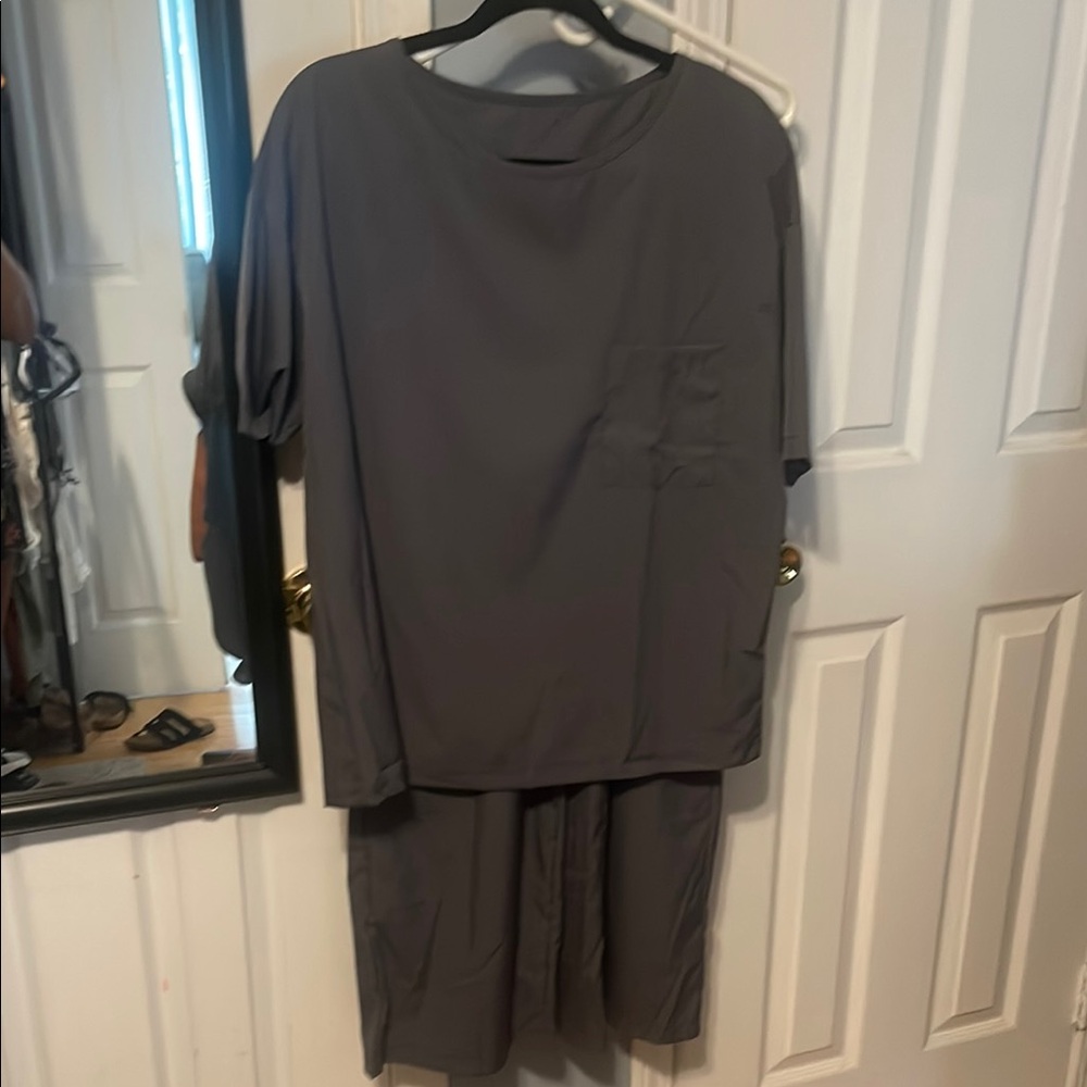 Chic Gray Wide Leg Jumpsuit